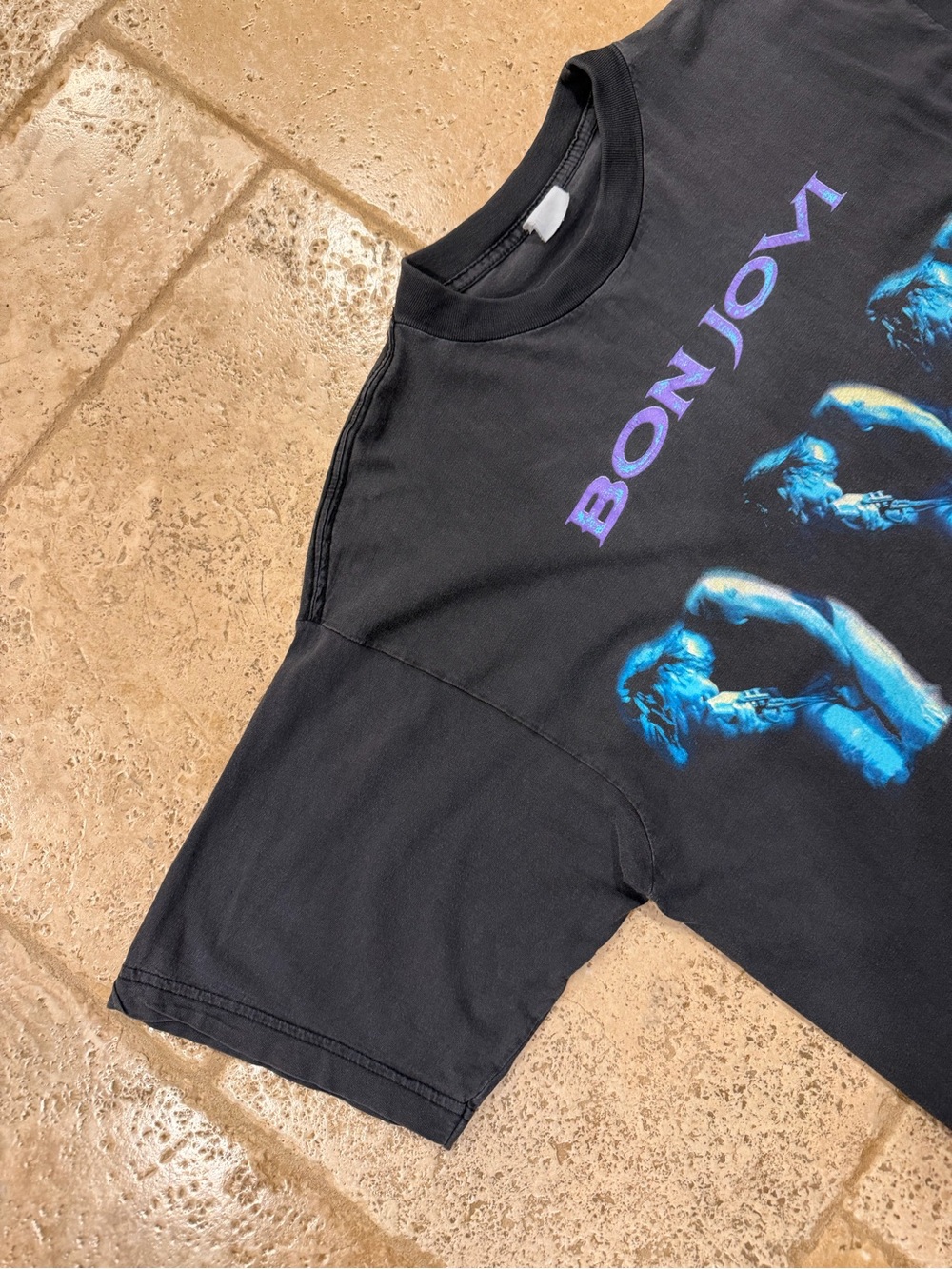 Vintage Bon Jovi 1995 World Tour Faded Band Tee - Picture 7 of 15